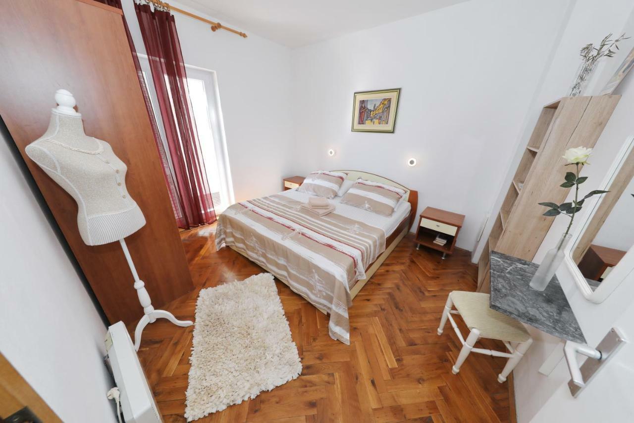 Rooms & Apartments Soline Nuove ビオグラード・ナ・モル エクステリア 写真